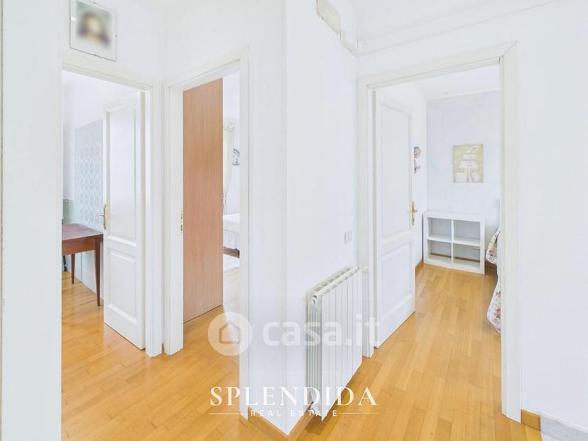 Villa in Via Frasso — foto 32 di 36