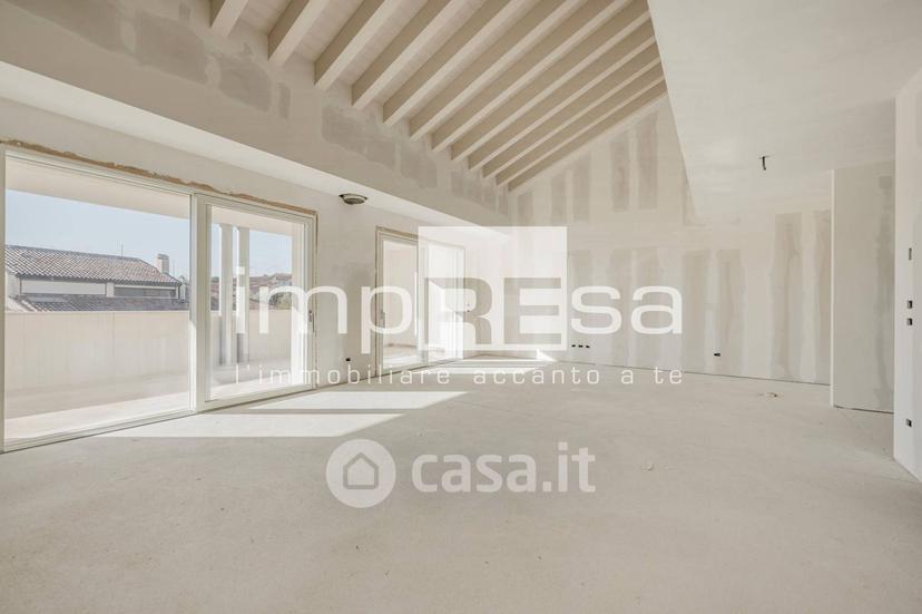 Villa in Via Giambellino — foto 35 di 44
