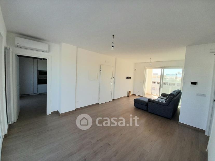 Appartamento in Via Mario Ronzini — foto 35 di 51