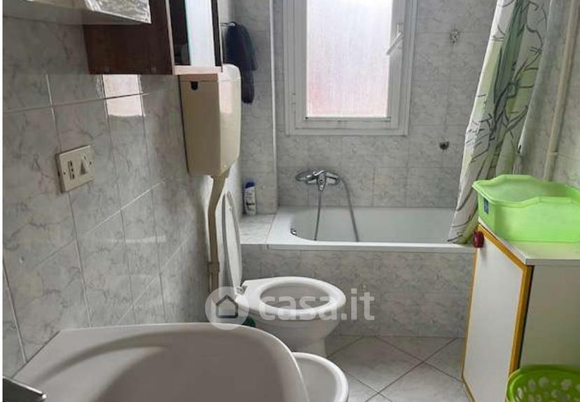 Trilocale in Via Dionisio Calvart — foto 9 di 33