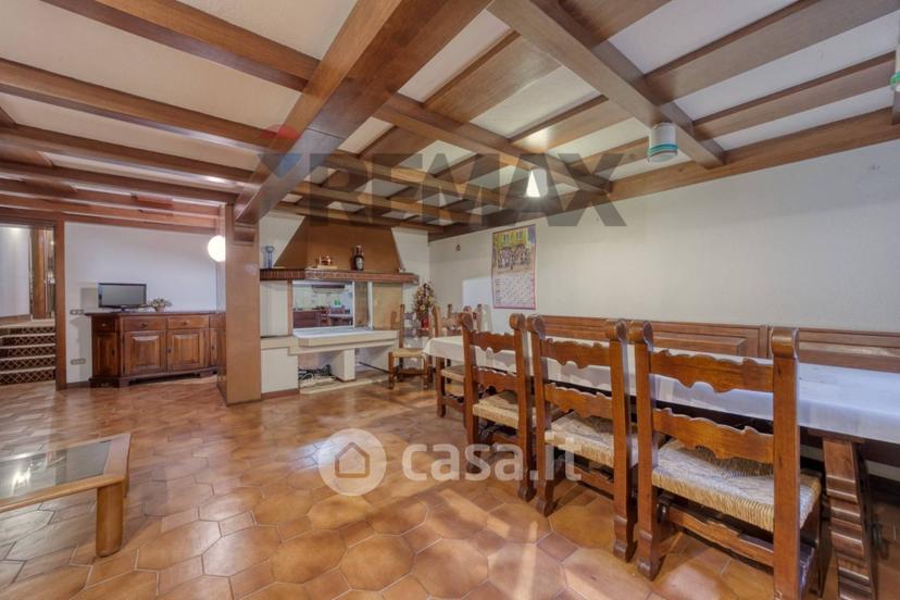 Villa in Via G. Rossa 2 — foto 17 di 22