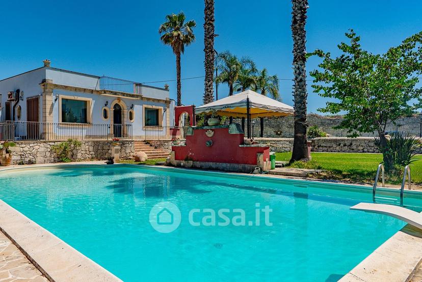 Villa in Via Agamennone 2 — foto 29 di 93