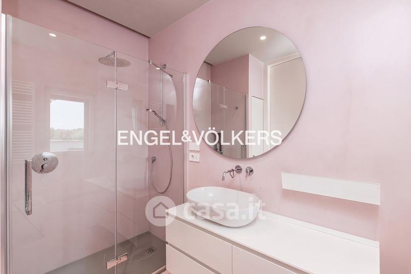 Villa in Via del Borgo 2 — foto 16 di 33