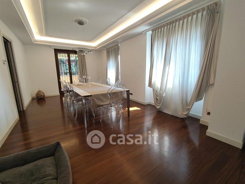 Quadrilocale in Via Pier Luigi da Palestrina 26 — foto 4 di 14
