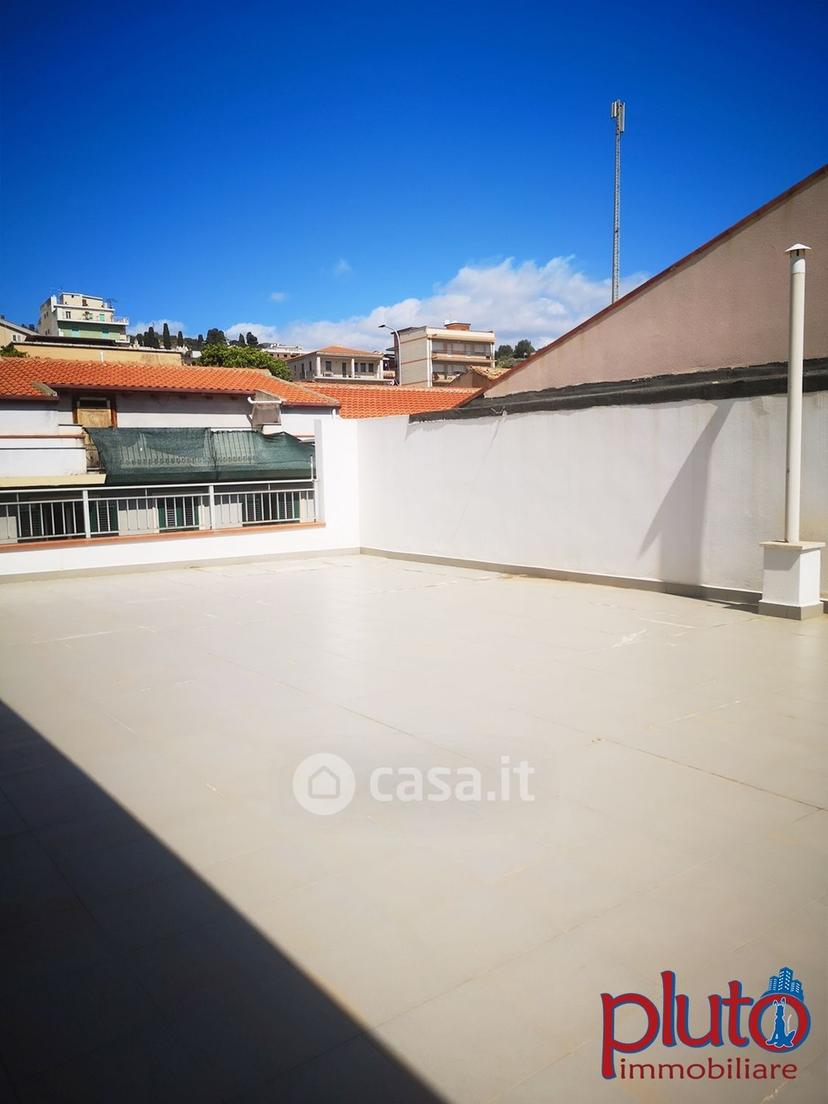 Trilocale in Via Regina Margherita — foto 2 di 29