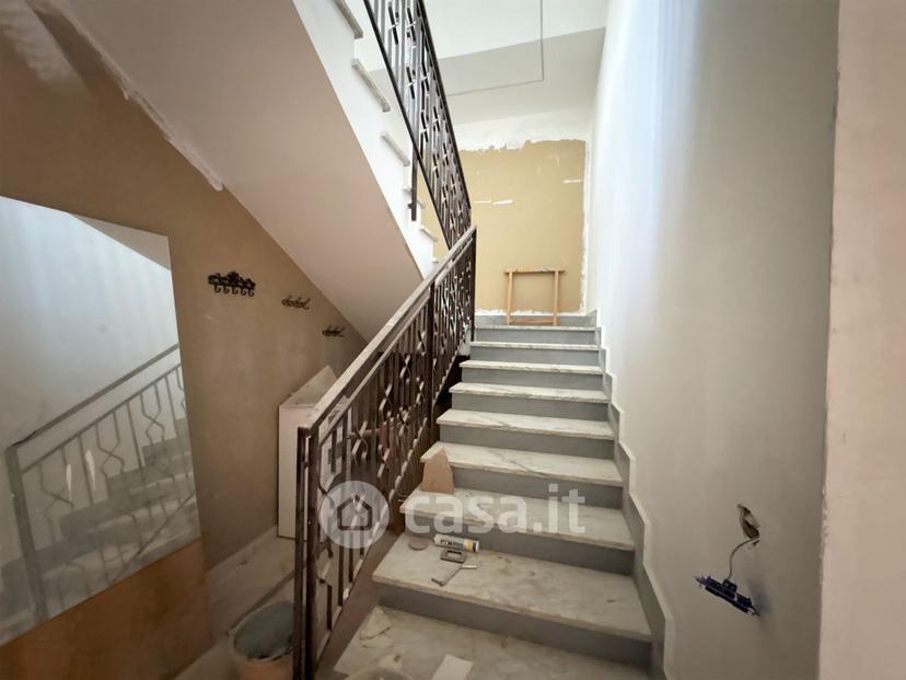 Villa in Via Madre Teresa di Calcutta — foto 4 di 27