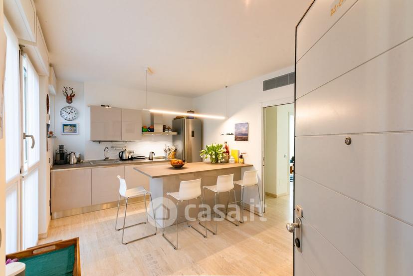 Trilocale in Viale Premuda 40 — foto 24 di 78