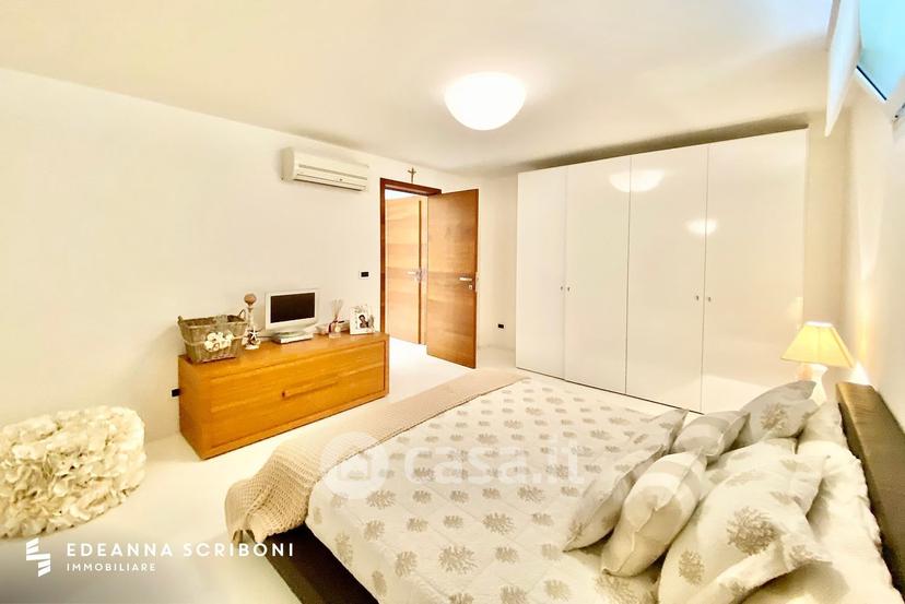 Villa in Via Aurora — foto 47 di 59