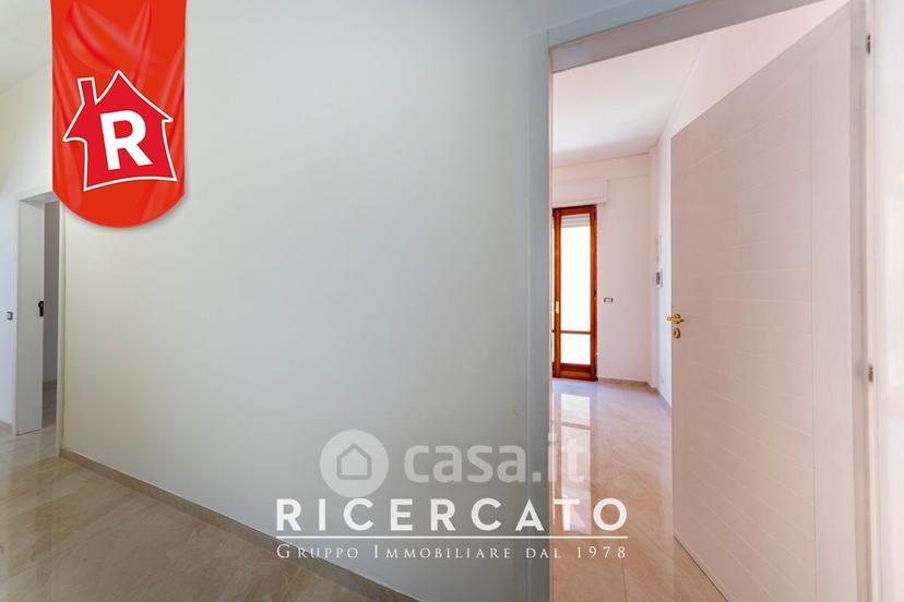 Quadrilocale in Via Francesco Petrarca 11 — foto 44 di 52