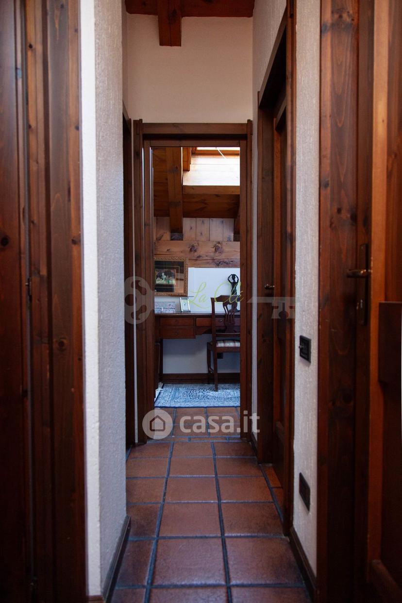 Quadrilocale in Frazione Biolley 69 — foto 7 di 28