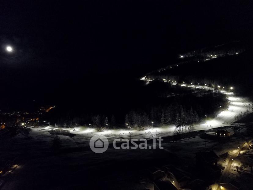 Trilocale in Via Stelvio 19 — foto 23 di 50