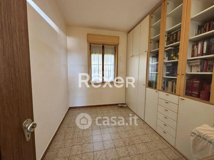 Trilocale in Via delle Ginestre — foto 25 di 26