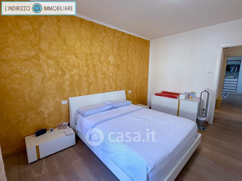 Quadrilocale in Via Silvano Schiavon — foto 17 di 27