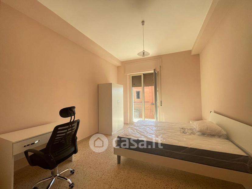 Stanza in Via Gaetano Rummo — foto 11 di 20