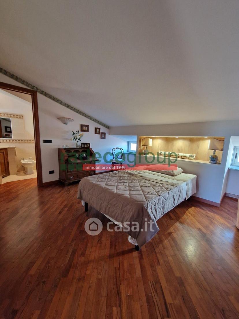 Villa in Via del Pino 34 — foto 42 di 55