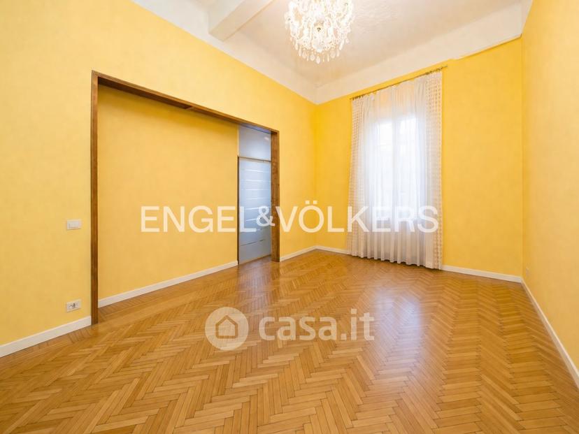 Appartamento in Via Barberia — foto 2 di 23