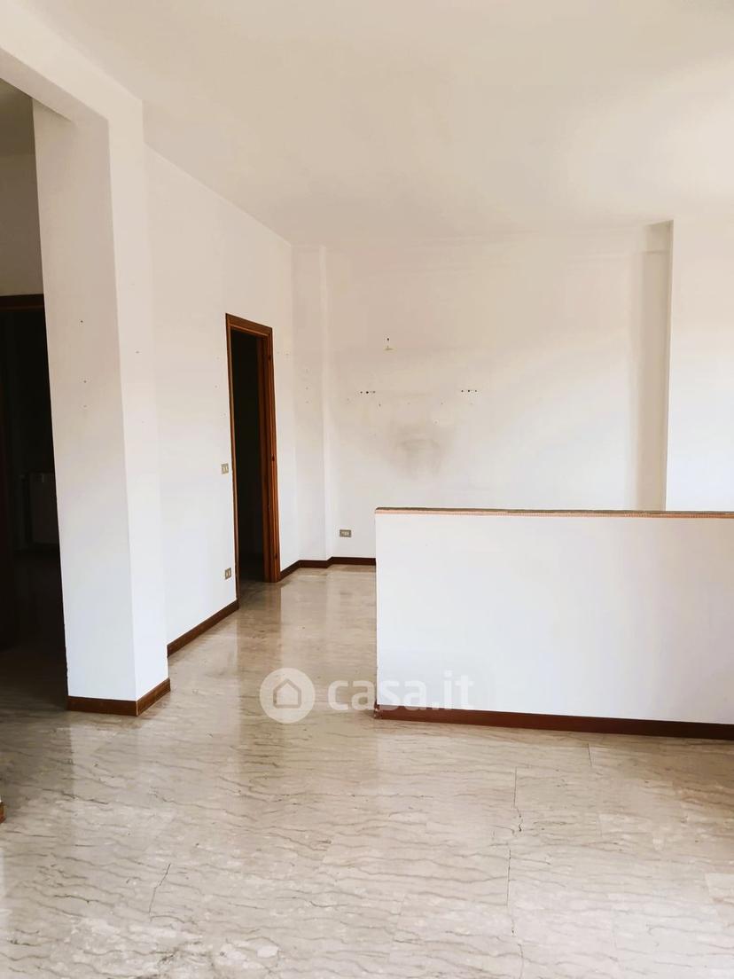 Quadrilocale in Via Dalmazia — foto 4 di 33