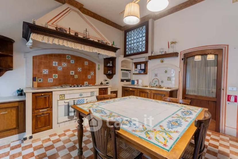 Appartamento in Vicolo Dotti 5 — foto 6 di 57