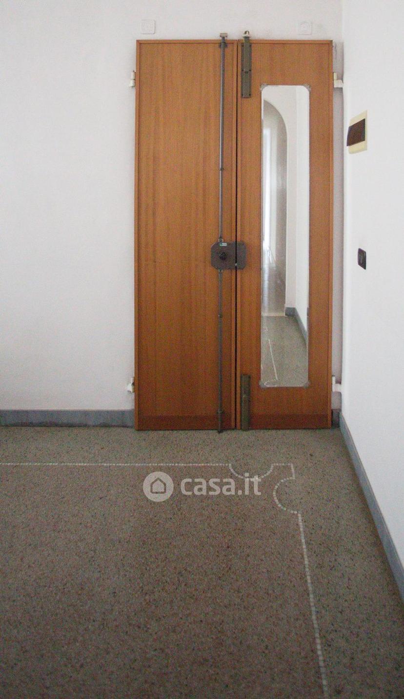 Trilocale in Via Laiasso 10 — foto 6 di 23