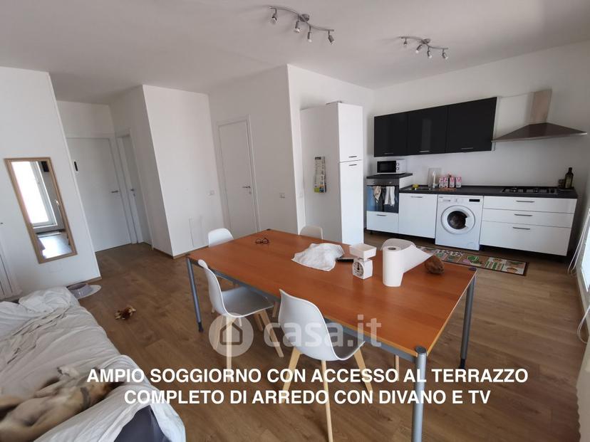 Stanza in Via Gioacchino Rossini 52 — foto 10 di 16