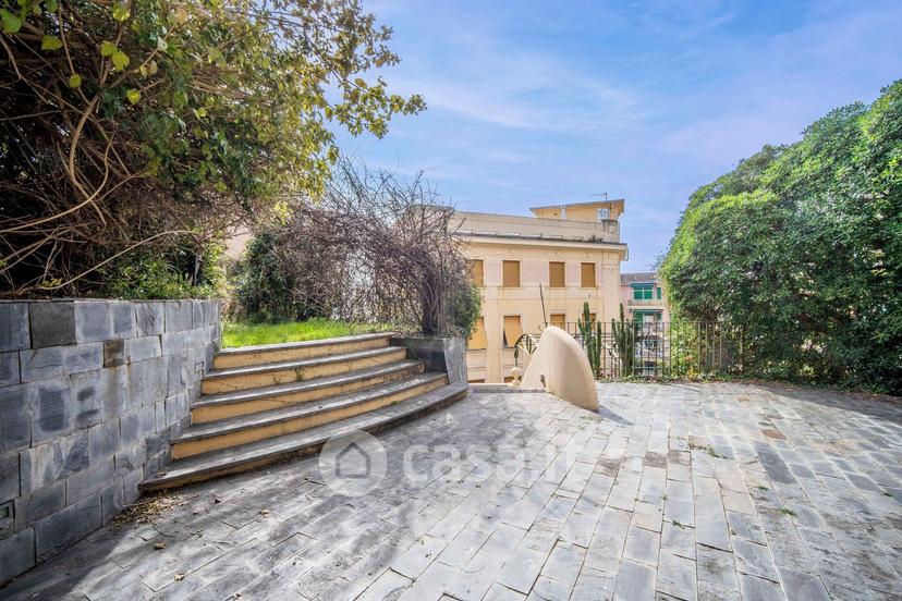Villa in Via Amerigo Vespucci — foto 31 di 43