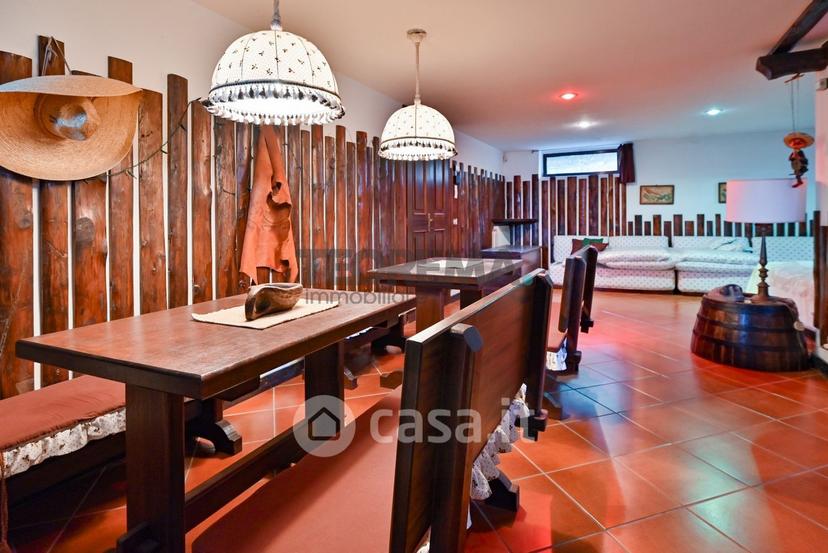 Villa in Viale Belvedere 14 — foto 24 di 77