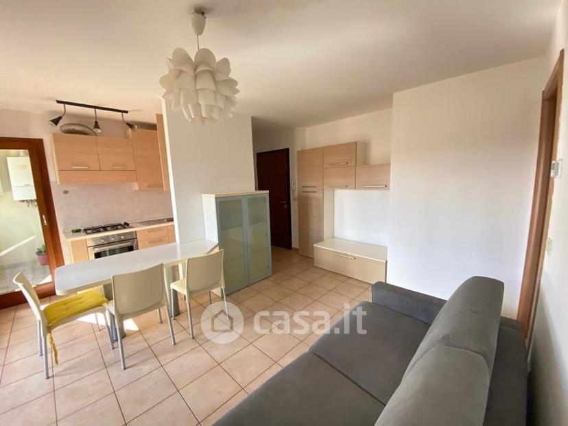 Bilocale in Piazza Giuseppe Verdi 20 — foto 3 di 9