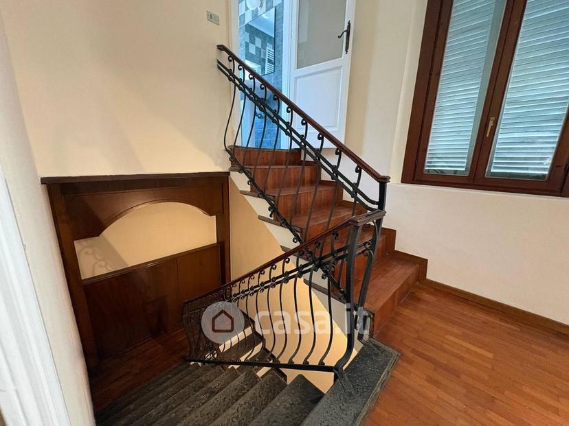 Villa in Via Vittorio Alfieri 2 — foto 9 di 78