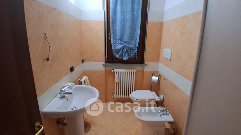 Trilocale in Via Andrea Costa — foto 7 di 13