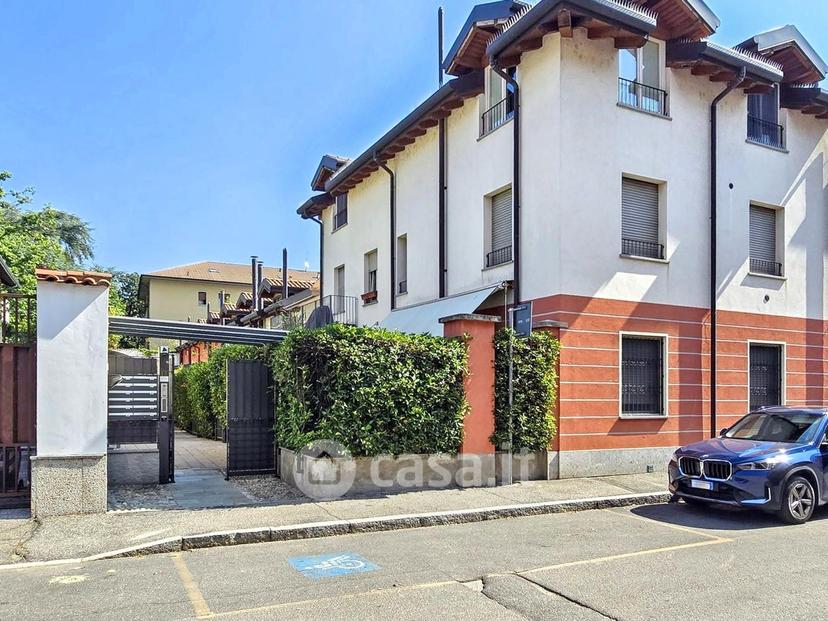 Bilocale in Via Antonio Stoppani 11 — foto 31 di 32