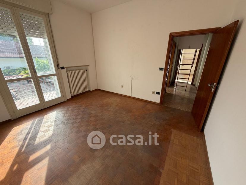 Appartamento in Viale Volturno 111 — foto 42 di 54