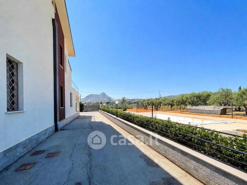 Villa in Via Giovanni Guareschi 67 — foto 74 di 115