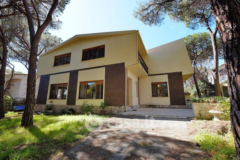 Villa in Viale delle Pleiadi 11 — foto 5 di 12