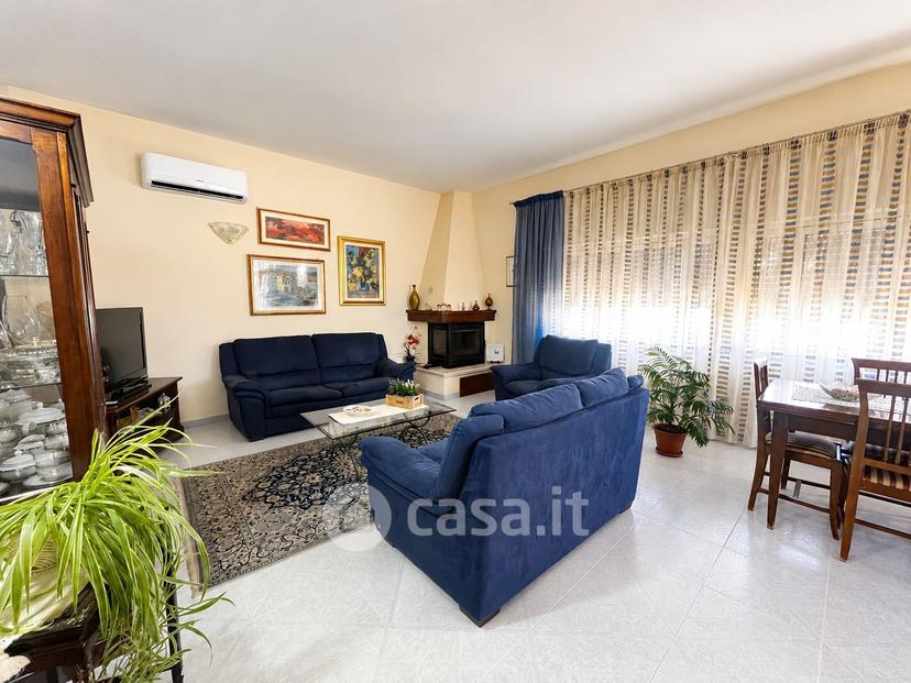 Appartamento in Via Montalbo — foto 11 di 32