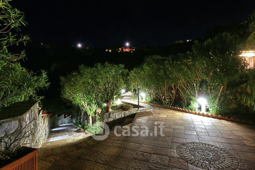 Villa in Morcone — foto 26 di 42