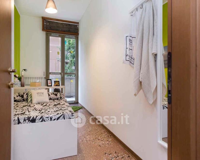 Stanza in Viale Giovanni Vicini 20 — foto 4 di 43