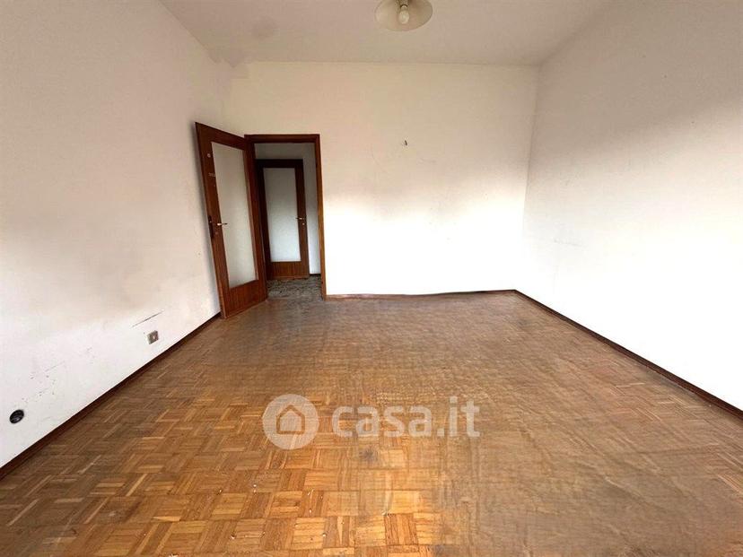 Quadrilocale in Via Gallarana 64 — foto 4 di 27