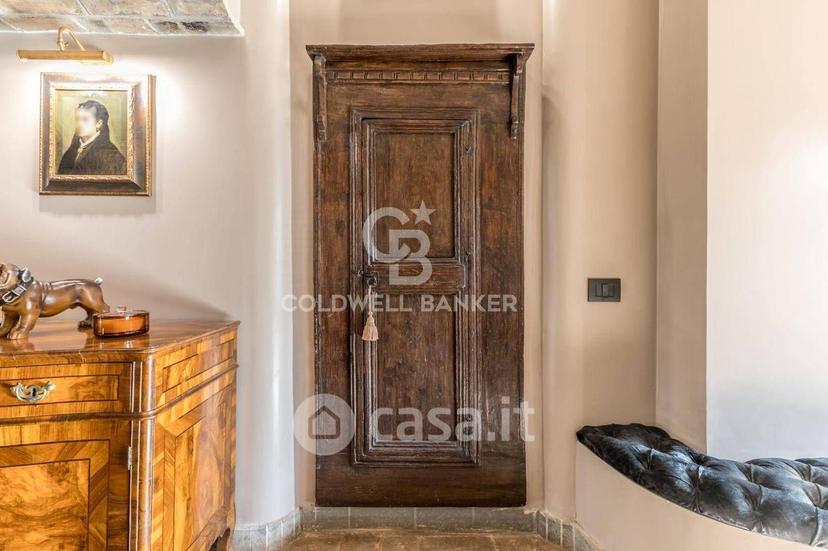 Villa in Strada Cassia Sud — foto 36 di 77