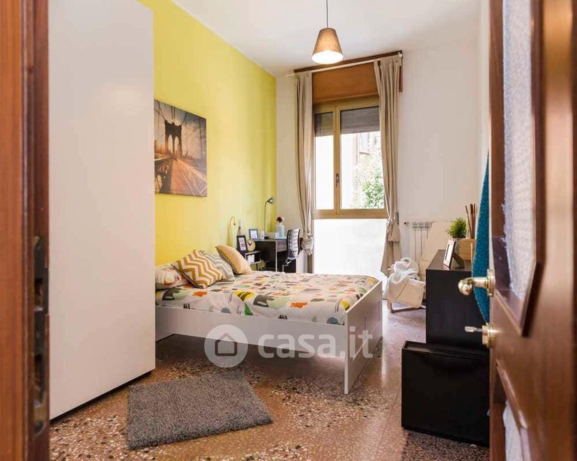 Stanza in Viale Giovanni Vicini 20 — foto 8 di 11