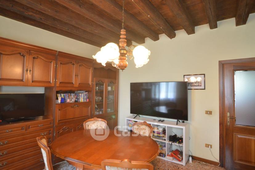 Villa in Via Roma 47 — foto 48 di 80