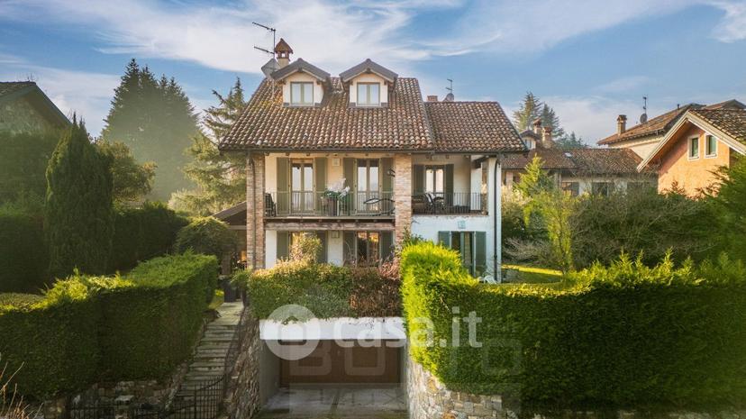 Villa in Via Grigioni 44 — foto 16 di 28
