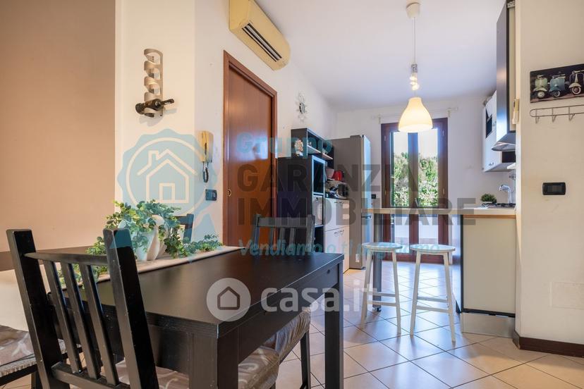 Trilocale in Via della Valle 34 — foto 2 di 36