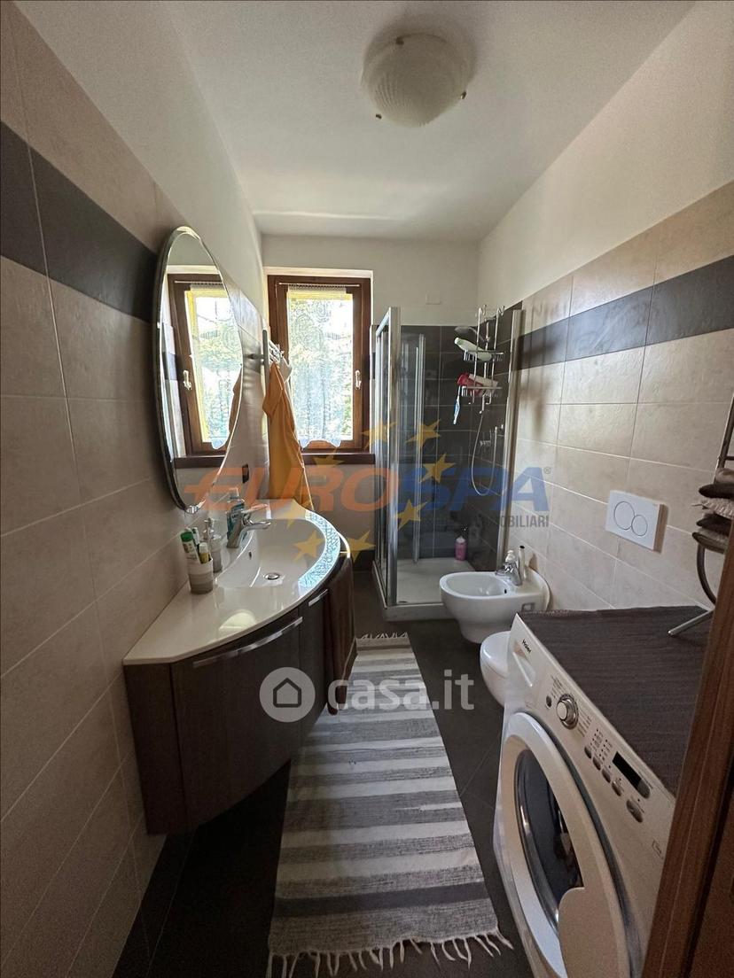 Villa in Via Monte Cervino 69 — foto 21 di 26