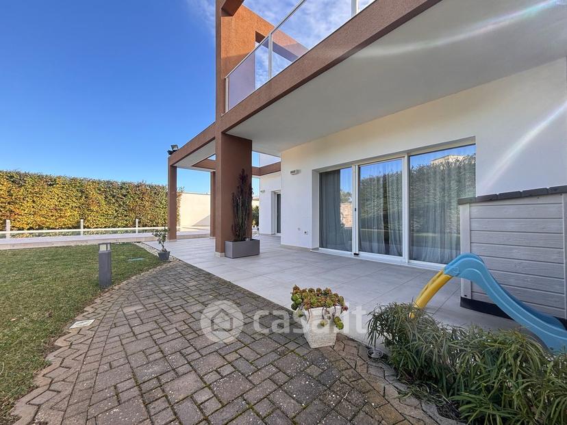 Villa in Via Giammatteo — foto 67 di 83