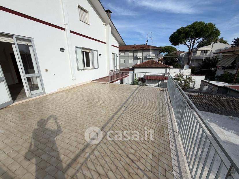 Appartamento in Viale Volturno 111 — foto 51 di 54