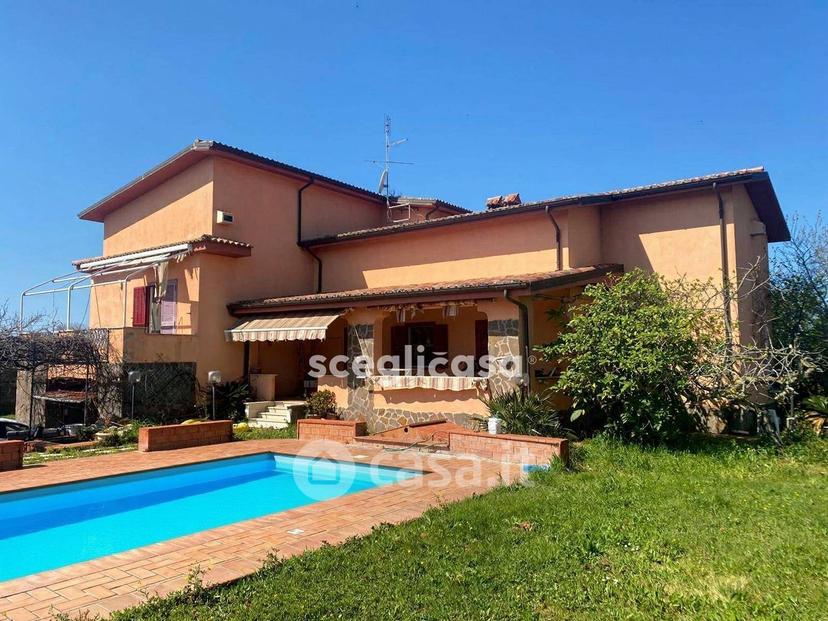 Villa in Via Mera 6 — foto 7 di 48