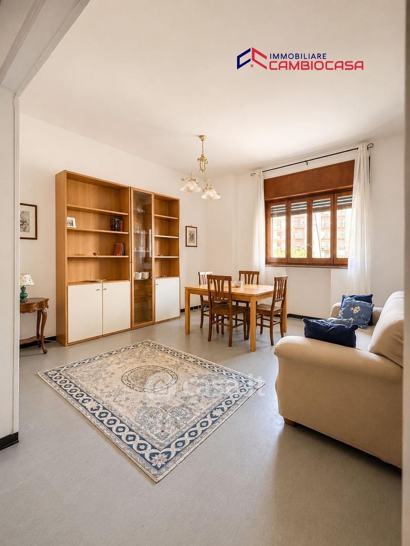 Quadrilocale in Via Medaglie d'Oro 13 — foto 7 di 15