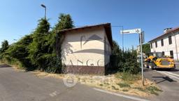 Villa in Via Casorezzo 46