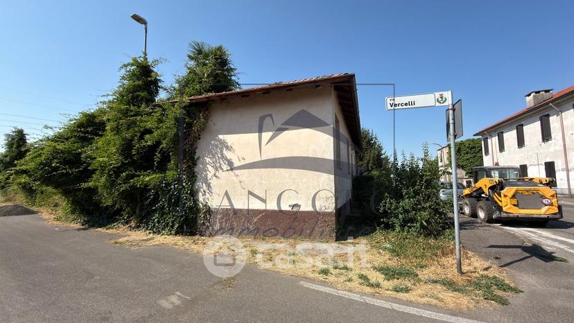 Villa in Via Casorezzo 46