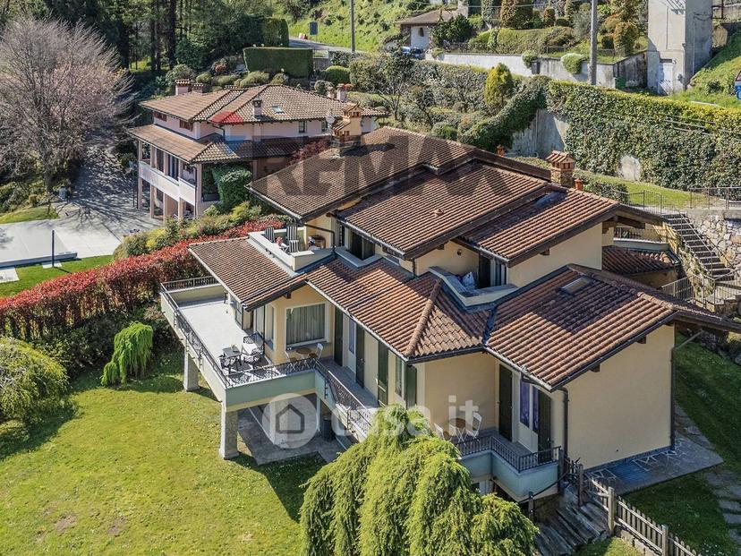 Villa in Via Per Levo — foto 3 di 47